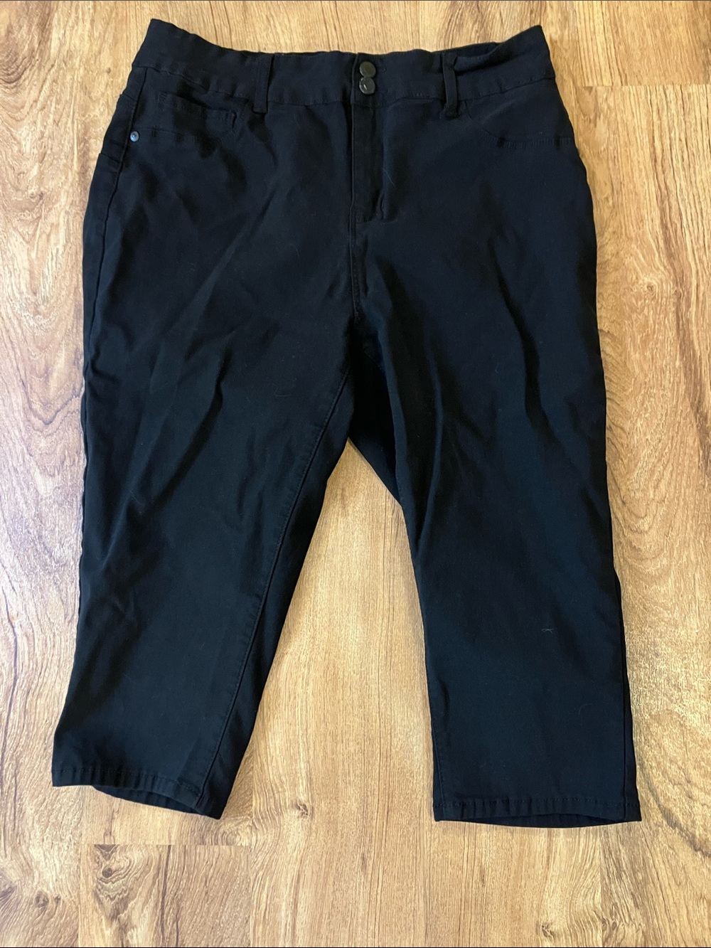 Sandpiper 18w black capri pants jorts clam diggers stretch capsule collection